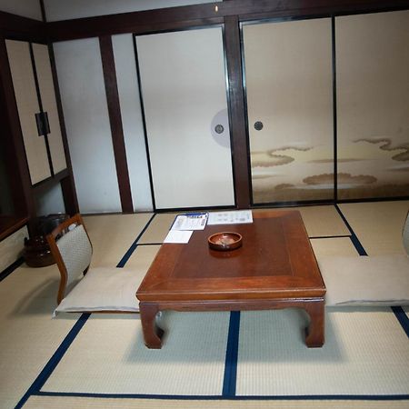 Houshi Onsen Chojukan Minakami Exterior photo