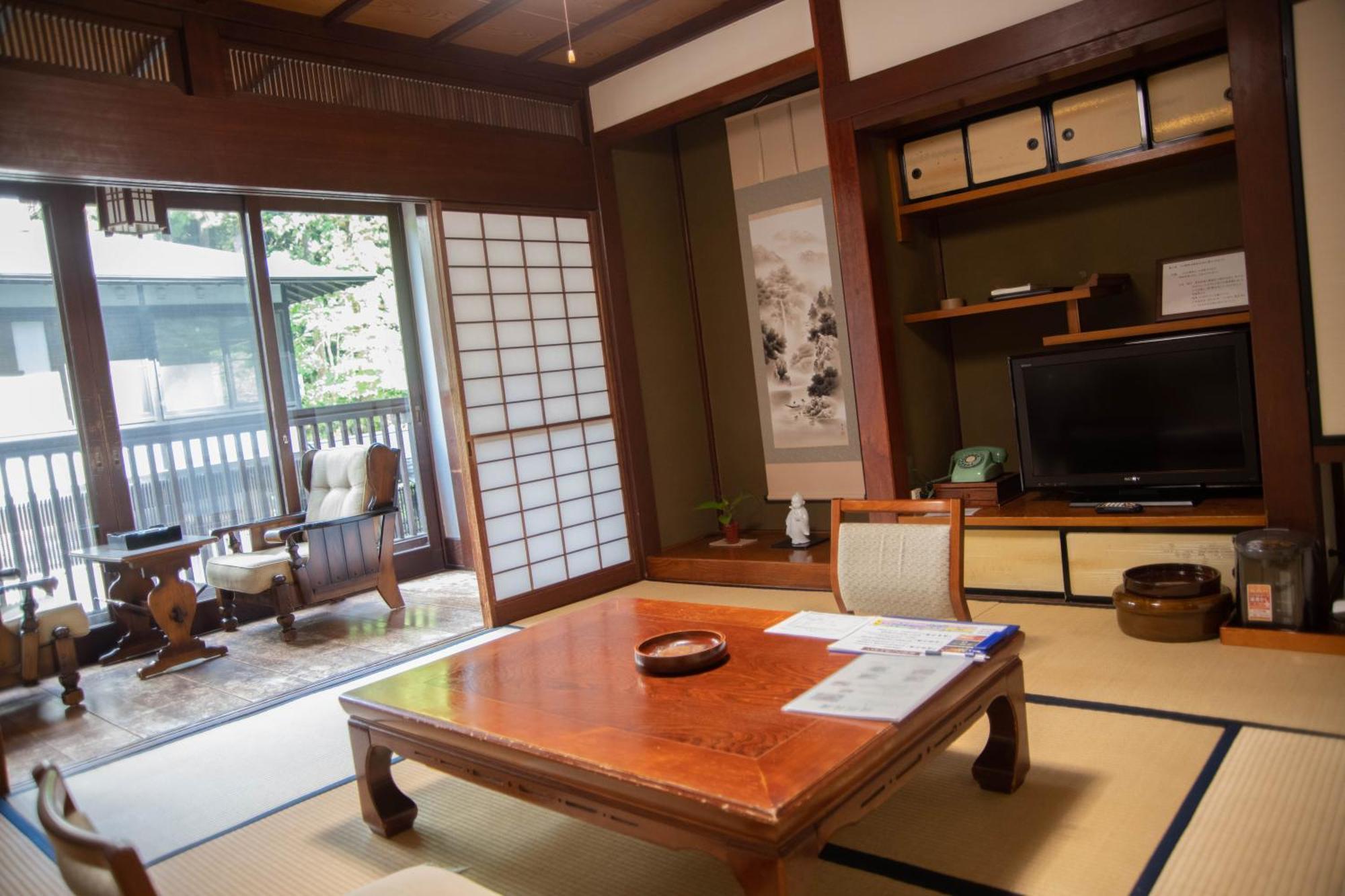 Houshi Onsen Chojukan Minakami Exterior photo