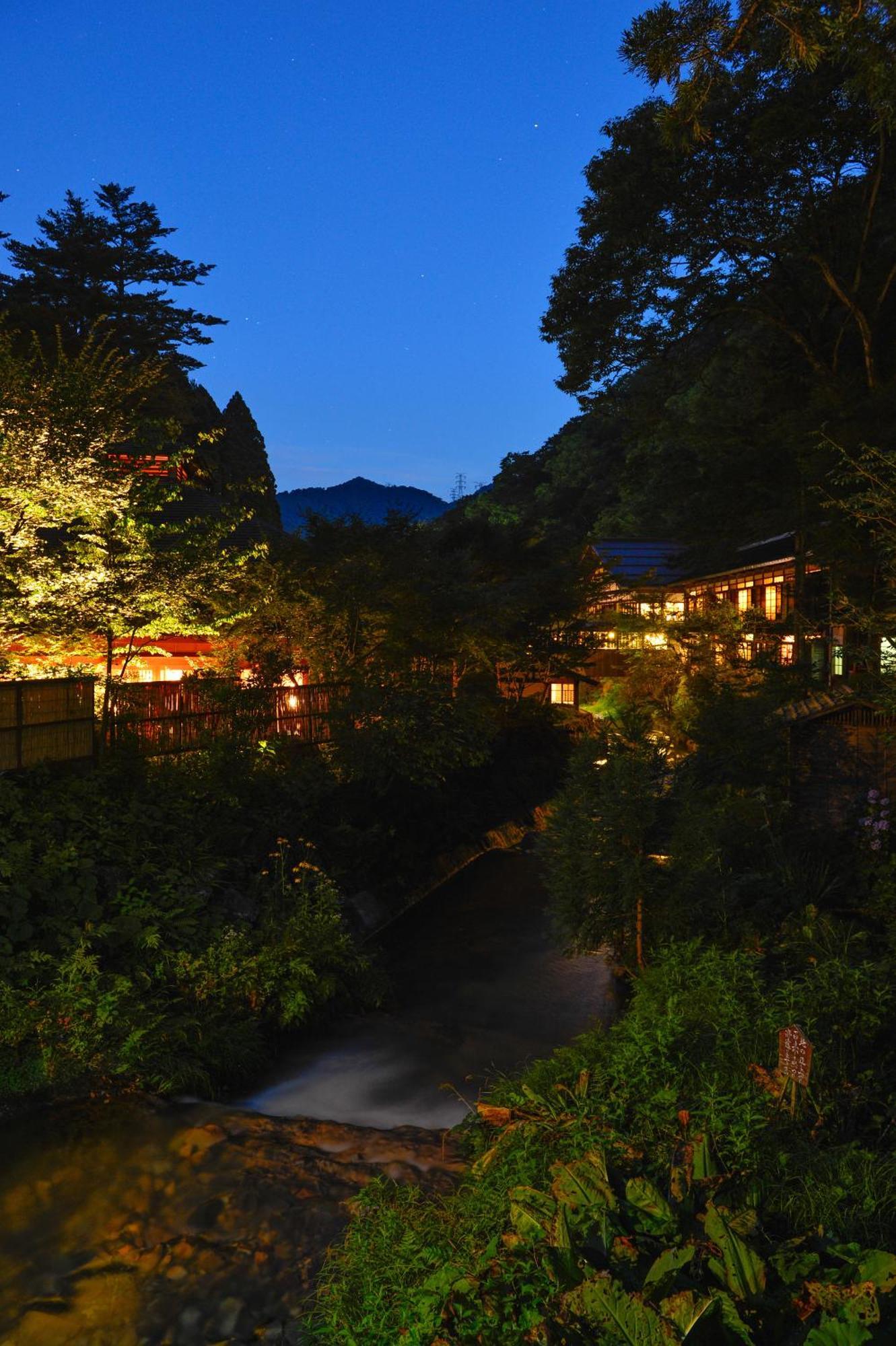 Houshi Onsen Chojukan Minakami Exterior photo